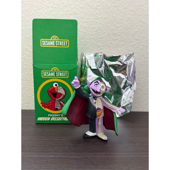 Mighty Jaxx Sesame Street Freeny's Hidden Dissectibles Figure - Count von Count - Picture 1 of 5